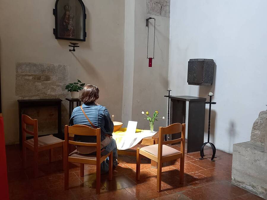 Die Gesprächsinsel lädt am 23. April 2025 zum „Zeit:Raum für Maturant:innen“.